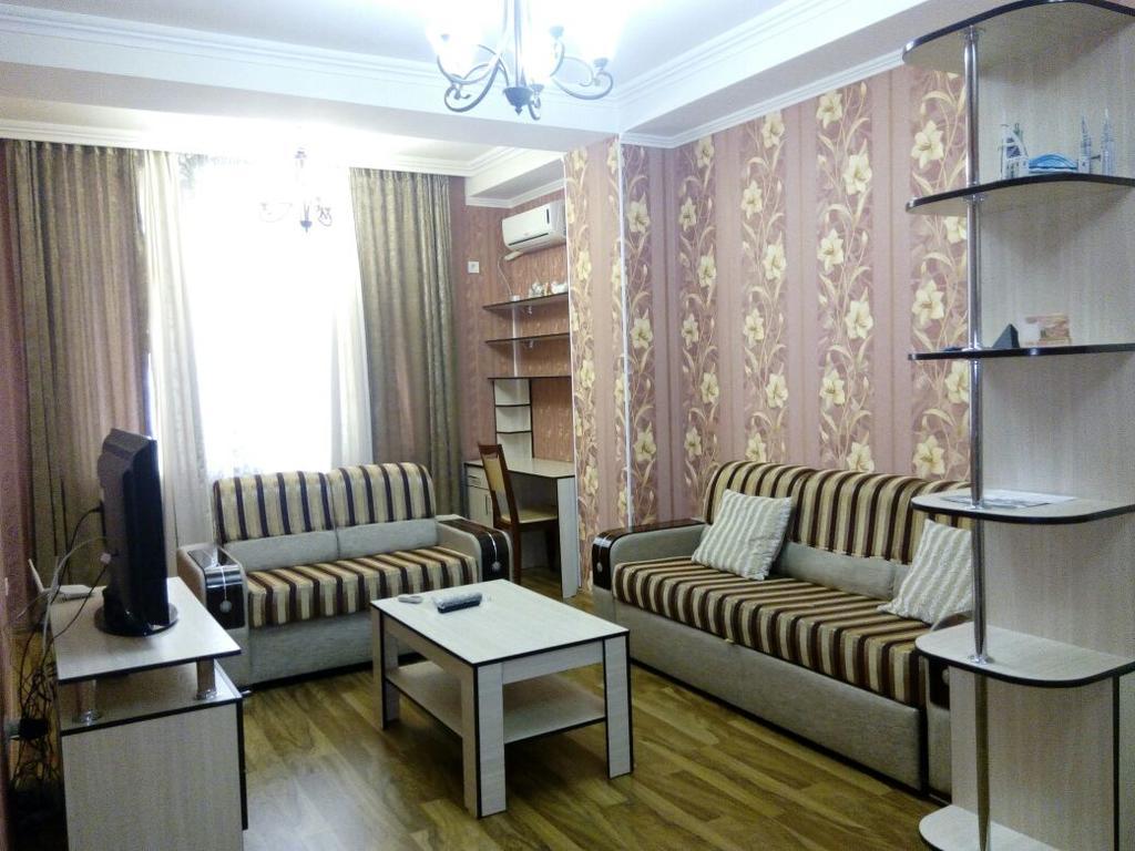 Bishkek Maximus Apartament 2 Kültér fotó